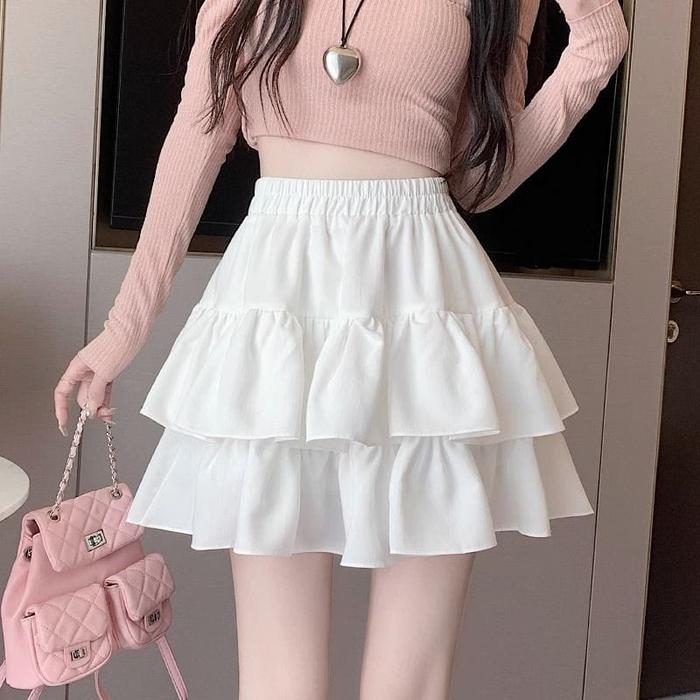 Gambar Rok Mini Susun 2 Tingkat Mini Skirt Wanita Lucu Terbaru 2025 - Putih dari BY EV undefined Tokopedia