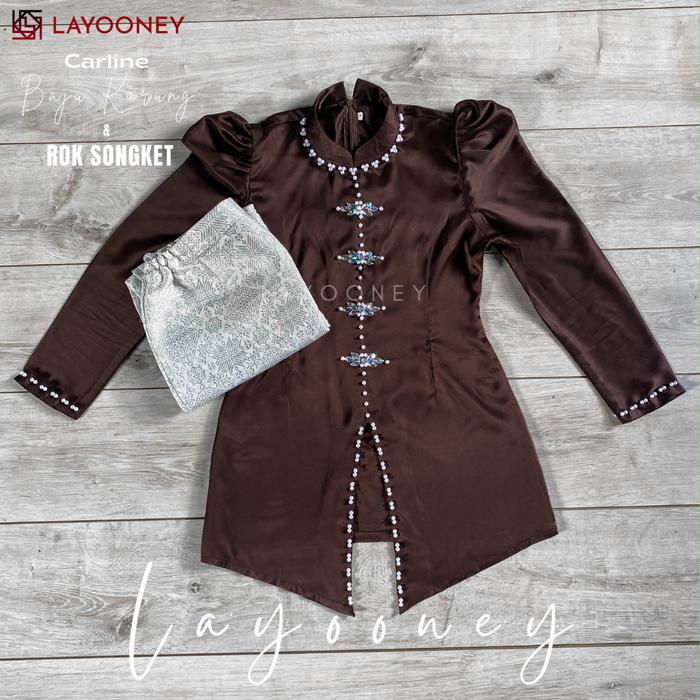 Gambar Carline One Set Setelan Baju Kurung Rok Songket Wanita Melayu Modern Slimfit Pakaian Kondangan Pesta Tunik Kebaya Muslim Kekinian Bahan Satin Velvet Premium Coklat Mahogany - COKLAT MAHOGNY PUTIH, S dari LAYOONEY undefined Tokopedia
