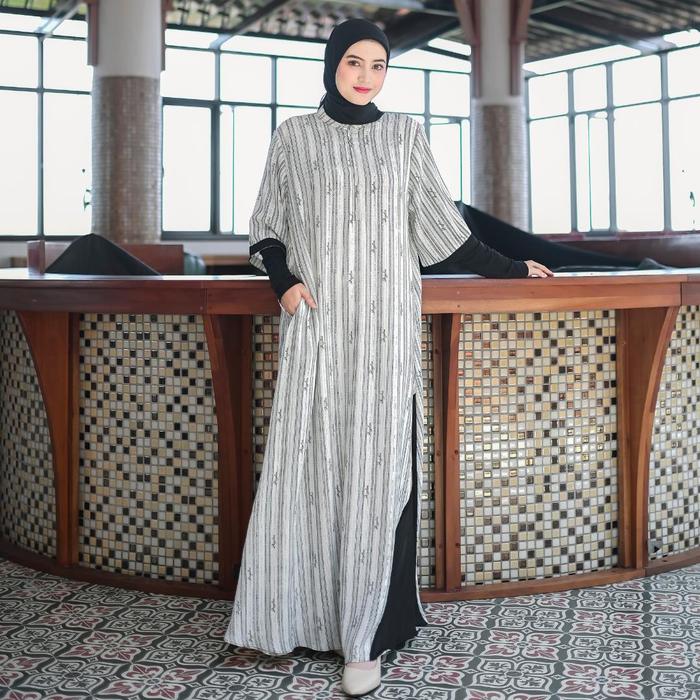 Gambar Aisyalina Id VOL 2 Sarimbit Collection Arsya & Arka Bahan Bonita Motif Printing Full Furing Gamis Wanita & Tencel Poplin dan Katun Royal Kemeja Muslim Elegan Terbaru - Black, All Size dari Aisyalina Store undefined Tokopedia