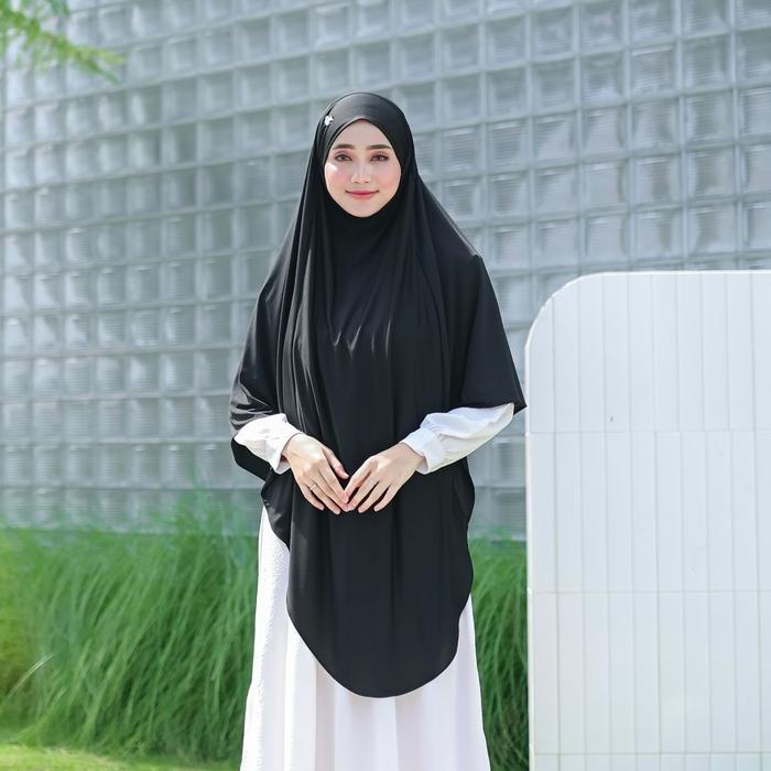 Gambar ￼Bella Alisha - Hijab Instan French Khimar Sheza Kerudung Syari - Hitam dari Bella Alisha Hijab undefined Tokopedia