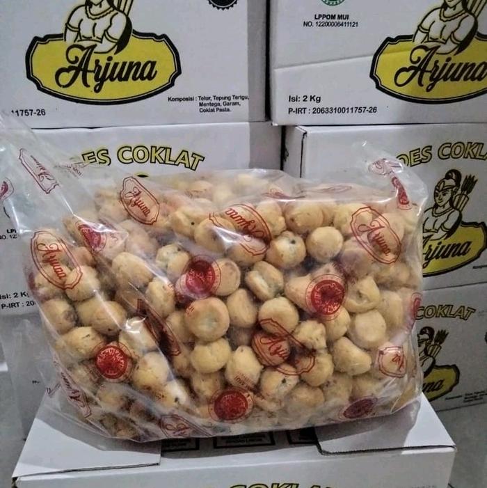 Gambar Soes Coklat Arjuna Kemasan 1kg Snack dari Sherinastore11 undefined Tokopedia