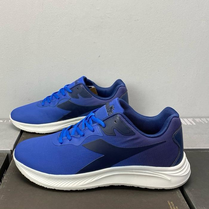 Gambar Diadora Sepatu Baru Kandra M Size 43 Original Outdoor Running Warna Biru dengan Tali dan Sole Putih dari Dhea Kusuma Sneakers undefined Tokopedia
