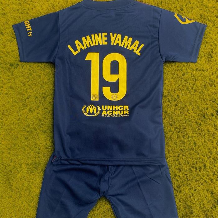Gambar setelan jersey baju bola anak barcelona away 2025 LAMINE YAMAL - BARCA NEW, 4bln-1thn dari Punitana store undefined Tokopedia