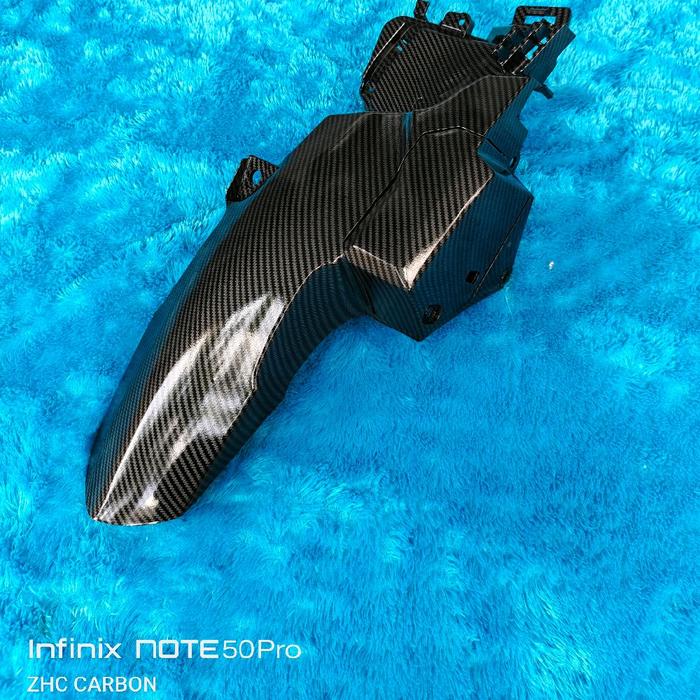 Gambar spakbor kolong/ hugger lLantai atas& bawah honda vario 125 150 led old carbon wtp carbon celup Motorcycle dari zhc carbon store undefined Tokopedia