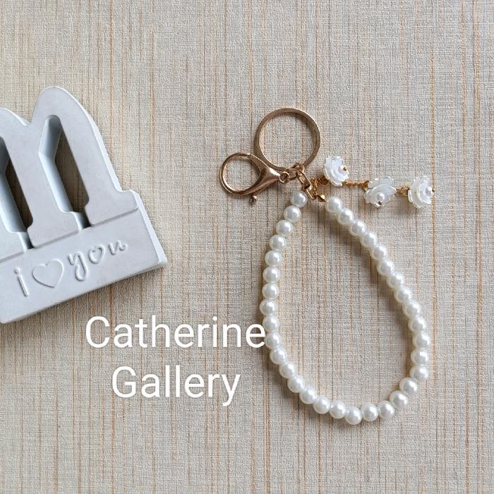 Gambar Gantungan Kunci Mutiara Mewah - Leaf dari Catherine Gallery undefined 4 Tokopedia