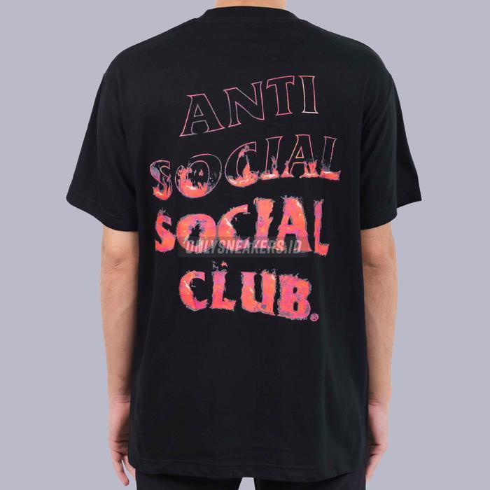 Gambar ANTI SOCIAL SOCIAL CLUB A RED FIRE INSIDE BLACK TEE - S dari Hyperface Store undefined Tokopedia