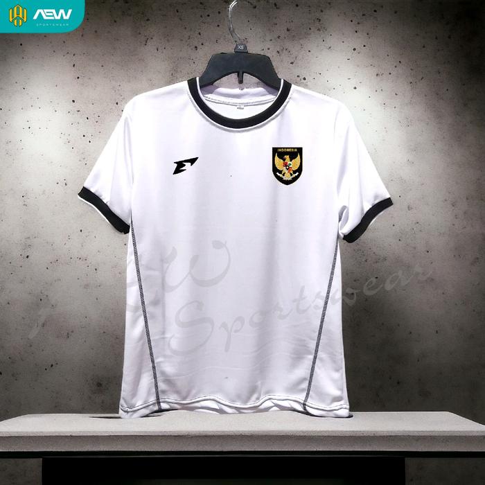 Gambar Atasan jersey timnas away terbaru baju supporter timnas indonesia logo garuda bahan dryfit unisex sport - Jersey Away, M dari AEW Sportswear undefined Tokopedia