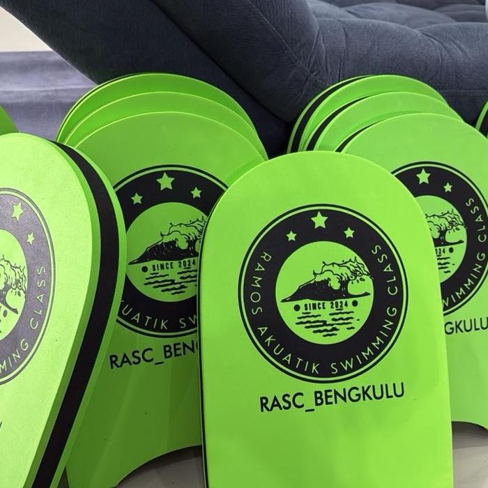 Gambar Pelampung renang custom logo club dari Water Seed Swimm Equipment undefined Tokopedia