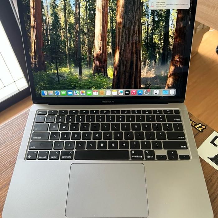 Gambar MacBook Air 2020 M1 - 13 Inch 256/8GB dari Medanmac undefined Tokopedia