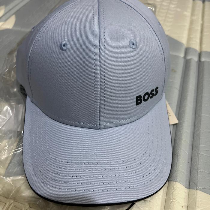 Gambar Bos cap original topi hugo boss dari avikalrisa undefined Tokopedia