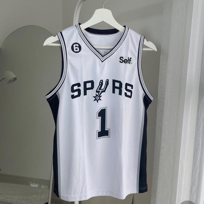 Gambar JERSEY BASKET SPURS WEMBANYAMA 1 PUTIH WHITE SWINGMAN - SPURS 1 PUTIH WEMBY, S dari GR JERSEY BASKET NEW undefined 3 Tokopedia
