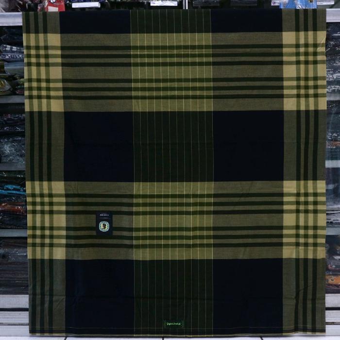 Gambar Sarung gajah duduk Ragam motif sarung tenun pria motif kotak-kotak premium - NOMOR:1 dari RizqunaLirboyo undefined Tokopedia