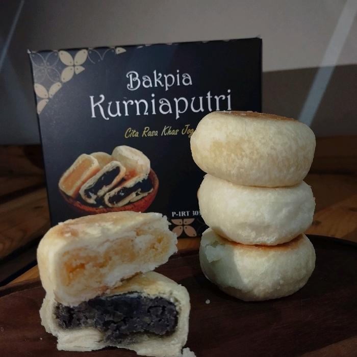 Gambar bakpia kurniaputri, bakpia basah mix 2varian rasa dari Toko Oleh Oleh Bakpia Kurniaputri undefined Tokopedia