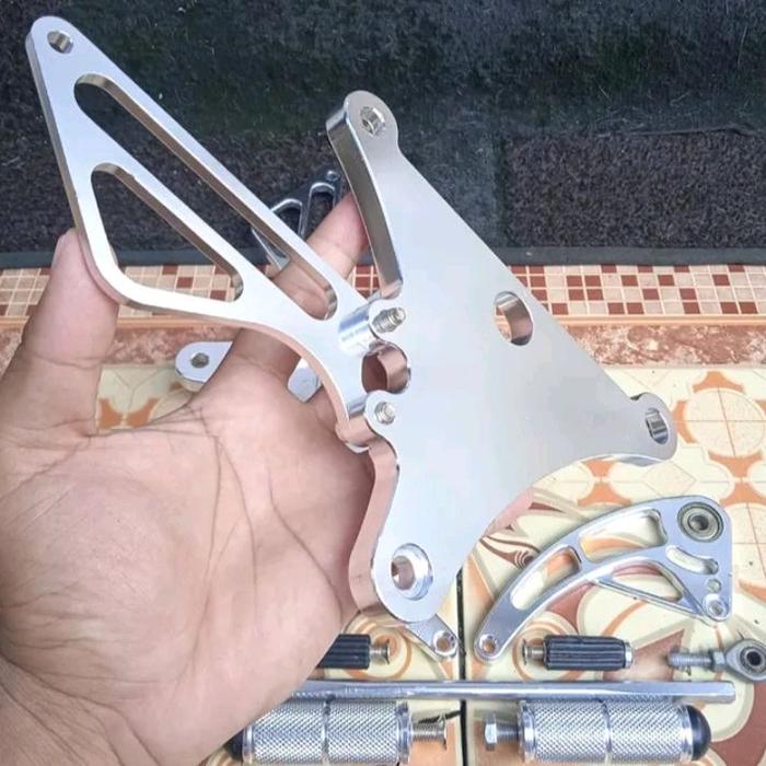 Gambar Underbone original Nui Racing project Thailand full Billet  Yamaha Jupiter MX 135 old dari Alma eLshop undefined Tokopedia