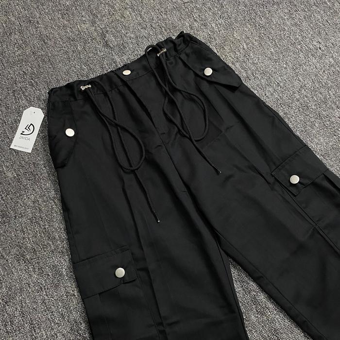 Gambar ZAYIDA LILY CARGO - Celana Cargo Wanita Highwaist Loose - Model Bukaan Kancing - Panjang Serut Karet Formal - BLACK, STANDAR dari Zayida Girls undefined Tokopedia