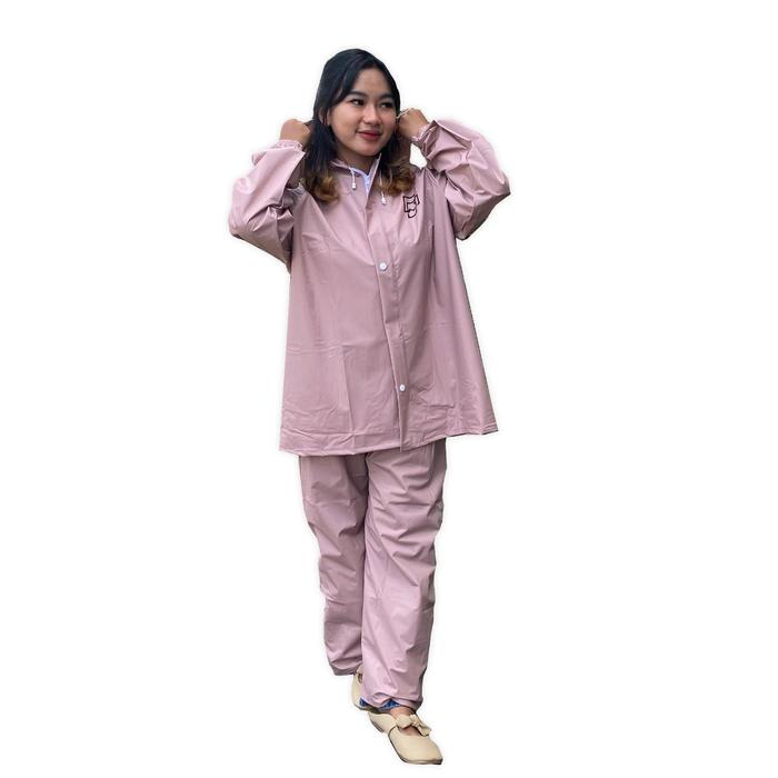 Gambar Jas Hujan Rainpro Raincoat Terbaik Pria Wanita Anti Rembes Baju Celana Mantel Pvc Setelan - Dusty Pink, L dari KHN Store undefined Tokopedia