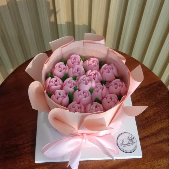 Gambar Cake bunga tulip kue tulip cake flower tulip cake black forest ultah Birthday Cake Tulip Birthday - d10 dari Gaby Bella Florist undefined Tokopedia