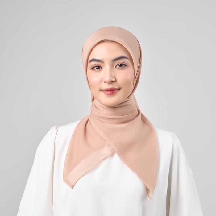 Gambar napocut Hijab - Plain Paris Brown Series - Hijab Segiempat Paris Jepang Premium 115 x 115 cm - Candied Ginger  dari naPocut undefined Tokopedia