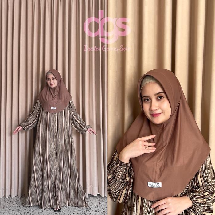 Gambar Yoana Dress by Daster Gemes Solo Dress Gamis Motif Salur Bahan Rayon Viscose Premium Adem Tebal Fit Muslim Panjang Wanita dress  hijab Kain Rempel - Keshwari, YOANA dari daster gemes solo undefined Tokopedia