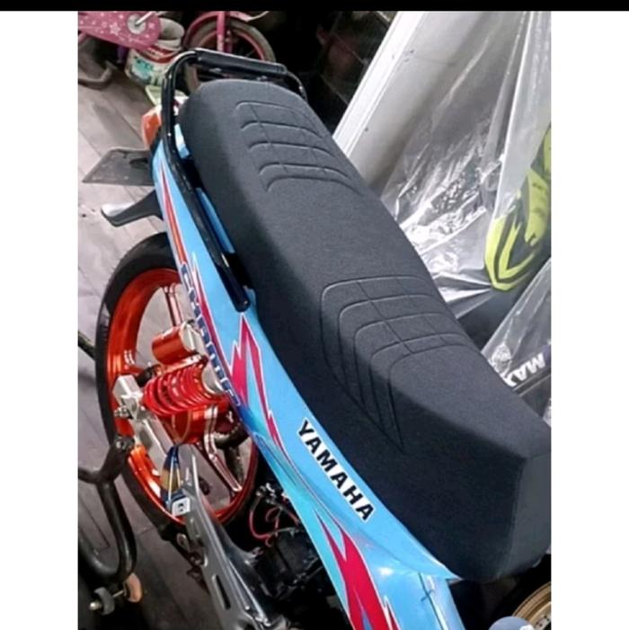 Gambar JOK YAMAHA ALFA ROADRACE KULIT AMPLAS POLOS ORI COPOTAN - jok pres dari WALI JOK_NEW undefined Tokopedia