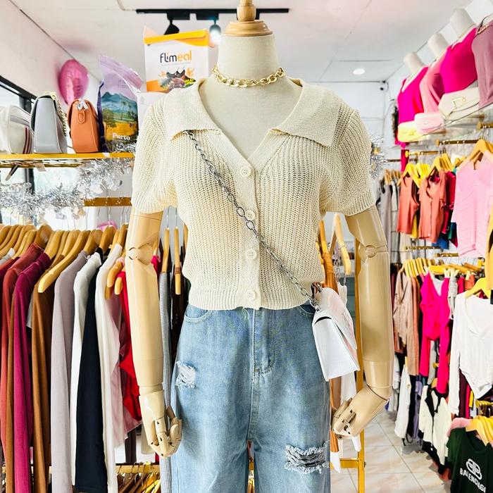 Gambar Alexakey Btq - Atasan Wanita Import Rajut Bahan Berkualitas Tinggi Lembut & Nyaman di Pakai Sehari-hari Foto Langsung di Toko Kami (REALPICTURE100%) V-Neck Wol Santai Polos Pendek dari Alexakey Boutique undefined Tokopedia