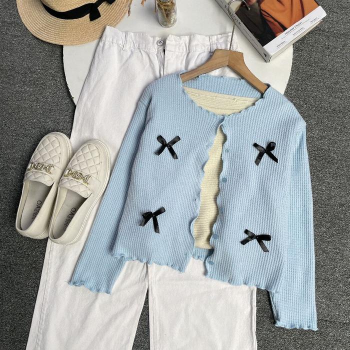 Gambar Victoria onlineshop - ONE SET SETELAN WANITA KEKINIAN TERBARU 2025 CELANA PANJANG CARDI PITA REMAJA COQUETTE CARDIGAN KULOT JEANS BUAT HANGOUT HEALING JALAN KOREAN STYLE KIYOWO LUCU HIJAB FRIENDLY - set C1, oneset dari victoria.onlineshop undefined Tokopedia