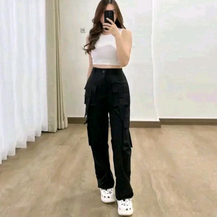 Gambar TARAYUSSI - Yura Cargo Pants Highwaist Cargo - Kulot Cargo Losse Casual Outfit Cargo - Baggy Pants - Celana Panjang Katun kekinian dengan 4 saku - Hitam, Standar dari Tarayussi undefined Tokopedia
