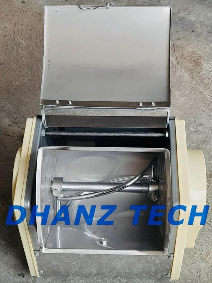 Gambar Mesin Pengaduk Adonan Mie Mesin Adonan  Molen Pangsit Cilok Bakso / Horizontal Dough Mixer Horizontal Mixer H02 dari DHANZ TECH undefined Tokopedia