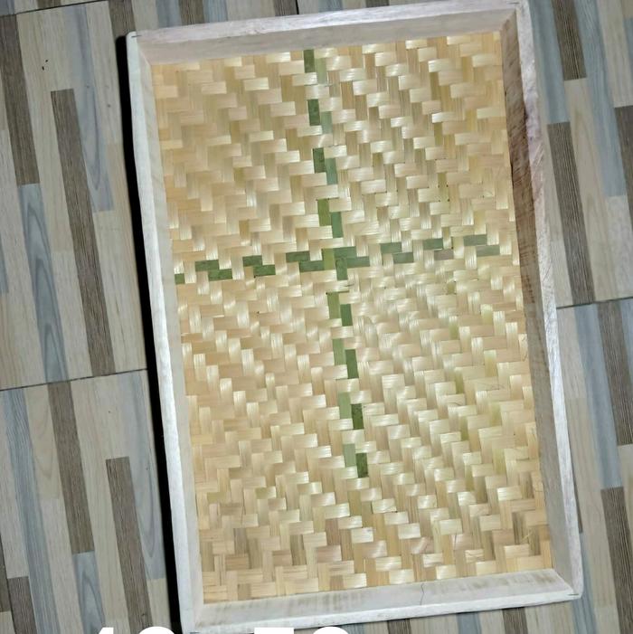 Gambar Brkh134 Tampah Bambu Persegi Panjang 40x60cm Nampan Bambu Untuk Nasi Tumpeng Acara Spesial Menarik Dan Bagus dari pusat anyaman nusantara undefined Tokopedia