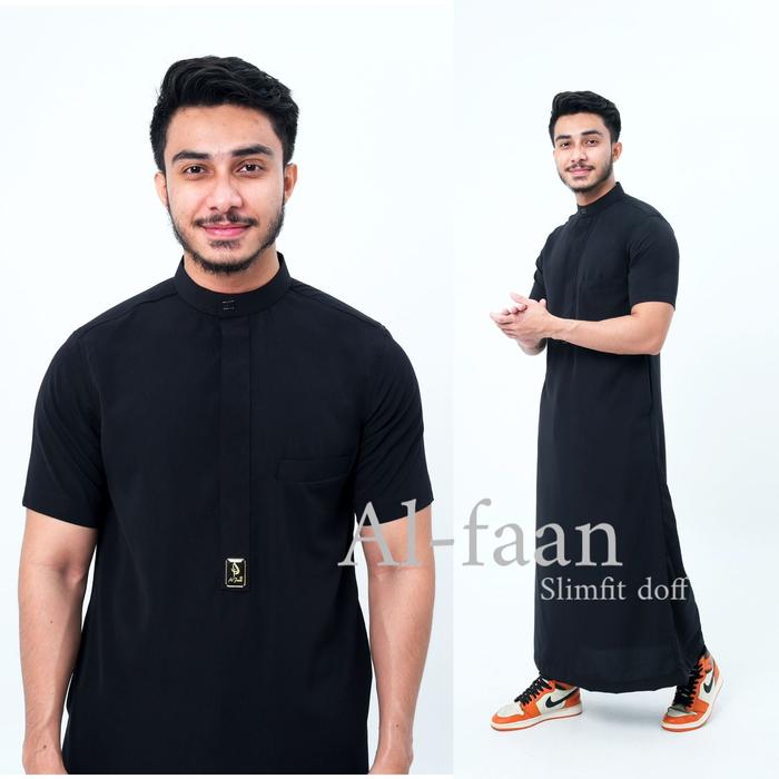 Gambar Jubah Pendek Slimfit Gamis Jubah Pria Muslim jubah alfaan gamis pria Alzan busana muslim pria Polyester Panjang Dewasa Katun hitam robes - HITAM, XL dari Alfaan.stylemuslim771 undefined Tokopedia