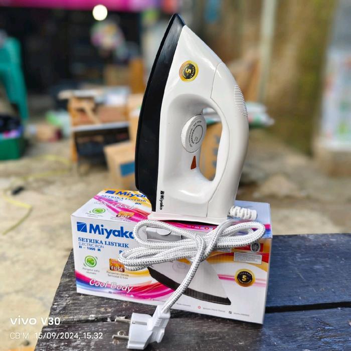 Gambar Setrika Miyako EI-1000 M BK, EI 1008 M Daya 395 Watt, Anti Lengket, Kabel Fleksibel, 220 Volt - EI 1008 M dari cahayabeautymajenang undefined 4 Tokopedia