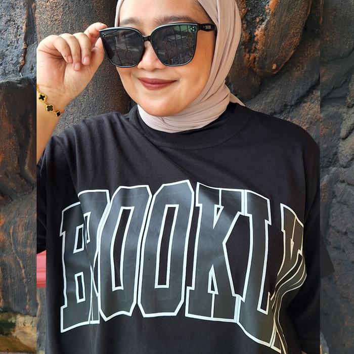 Gambar Kaos Oversize Nagita Bangkok Wanita Style Hijab Jumbo Kekinian 2025 Aesthetic Slit Samping Baju Belahan Tinggi t-shirt Atasan Cewek Korean Style Trend Bisa COD Santai combed Oblong Nyaman - Hitam, Allsize dari Lasuki_NEW undefined Tokopedia