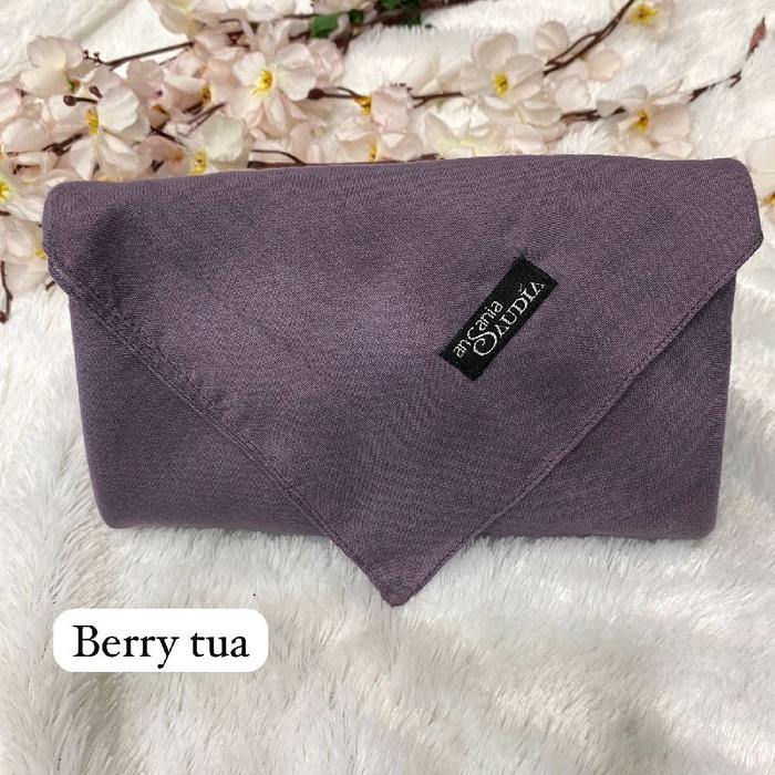 Gambar Kerudung Segi Empat Saudia Grande Jumbo Original Ansania - Hijab Syar'i Muslim - Square - berry tua dari Ansania Tanah Abang undefined Tokopedia