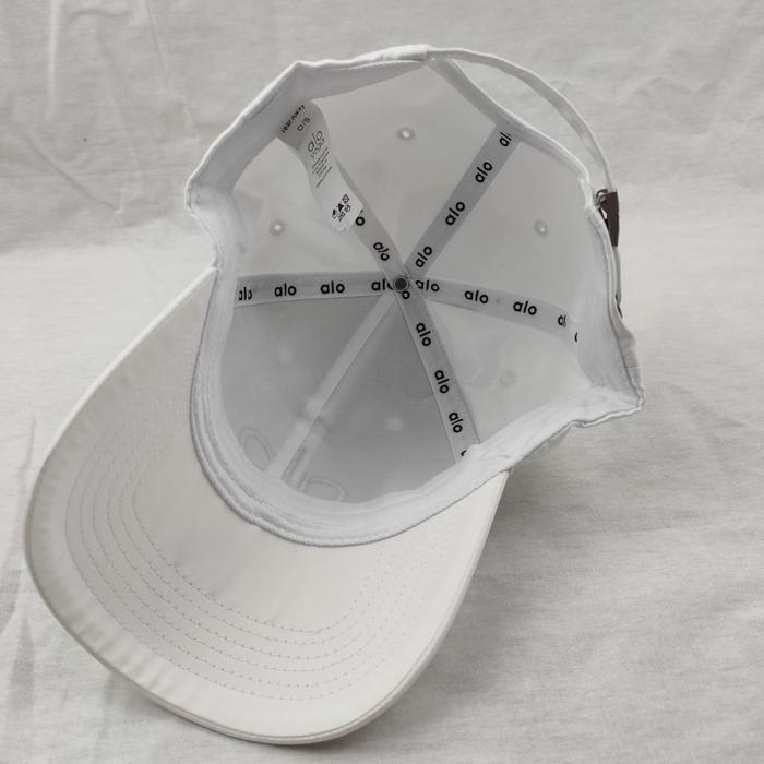 Gambar C-711 Topi alo Yoga off duty Cap White dari Golikopilo undefined Tokopedia