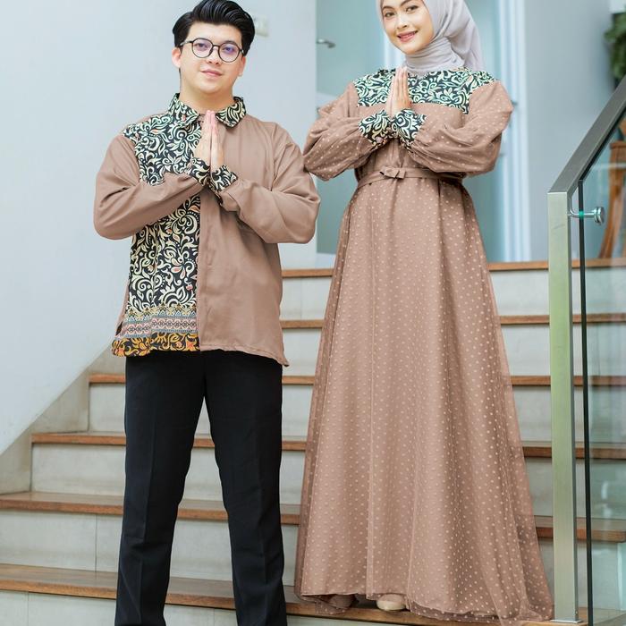 Gambar couple baju pasangan muslim motif batik dan kemeja lengan panjang pria faizal Gamis Kombinasi Tile Sarimbit Pesta Dress Kondangan Keluarga Lebaran - mocca, allsize dari Taniar store89 undefined Tokopedia