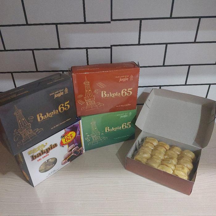 Gambar bakpia pathok 65 rasa keju dari Samsae store bakpia kukus undefined Tokopedia