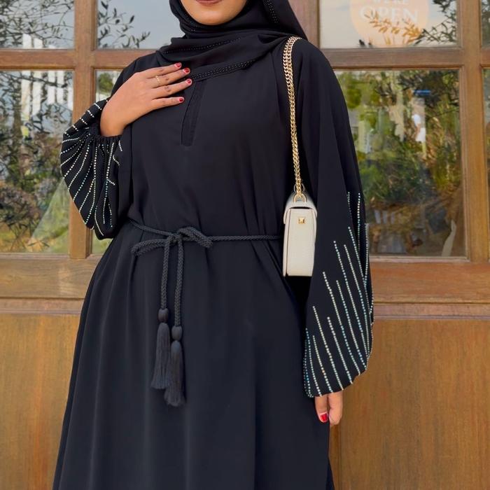 Gambar Abaya Hitam Wanita Terbaru Arab Dress Muslim Turkey Maxi Bordir Swarosky Dubai Tabur Balon Afav Kombinasi Tangan Silver Gamis Turki Syari Gamis Simple Mewah Elegant 2025 - AFAF SILVER +BELT, S dari Bungashop245 undefined Tokopedia
