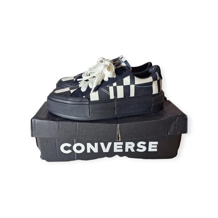 Rare Converse Chuck Taylor Checkered Nike Tn Sb Dunk Low Blazer Air Force  Adidas Eqt Prophere Turbular Ozweego Nite Jogger Ultraboost Samba Yeezy