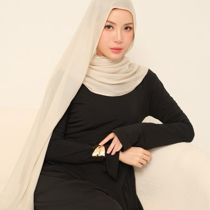 Gambar Pashmina Viscose - Hageea Viscose by Sealeia - Fresh Meadow dari Sea Leia undefined 5 Tokopedia