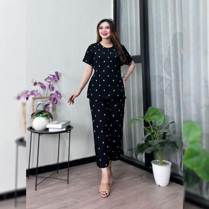 Gambar Baju Wanita | One Set Wanita | Setelan Wanita Kekinian | Setelan Wanita Motif Cinta - scp cinta hitam dari Daster Erina undefined Tokopedia