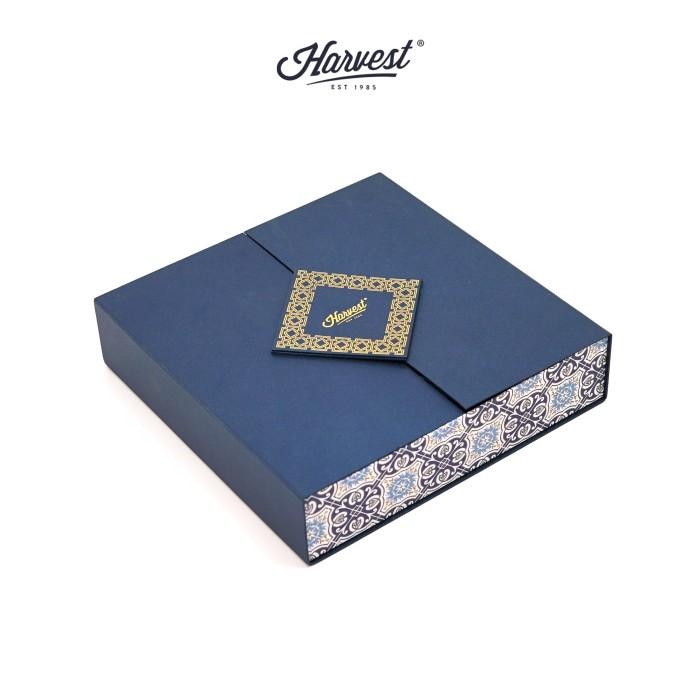Gambar Kotak Kado / Box Kue Lebaran / Idul Fitri 4 Harvest - Premium Ethnic - Biru dari Harvest goods undefined Tokopedia