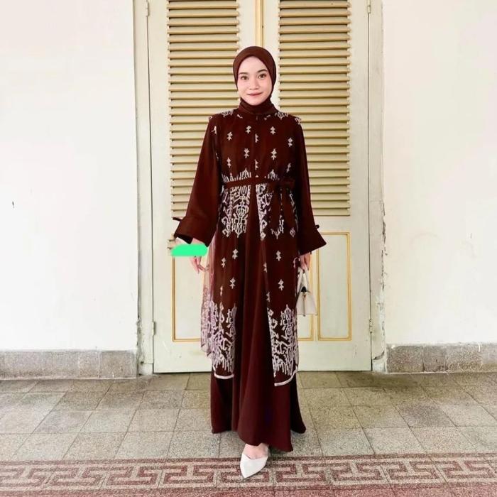 Gambar Gamis Brokat 2025 Model Baru Novita Dress Gamis Ceruty Baby Doll Full Furing Mix Brukat Outer Terpisah Gamis Kondangan Pesta Terbaru Wanita Dewasa Muslimah Lebaran 2025 - Mahogany, S dari outfit.idstoree undefined Tokopedia