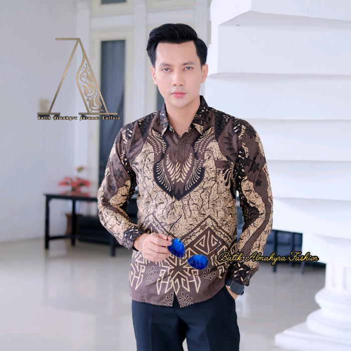 Gambar Kemeja Batik Anak Muda Batik Solo Sragenan Lengan Panjang Fullfuring Motif Raden Kembang Elegan Terlaris Rekomendasi Batik Seragam Batik Kapel Batik Jogja Katun Slim-Fitting V-Neck  Kantor Printing Hem Hitam Slimfit Atasan Coklat Baju Pria Nyaman Cowok - S dari Batik Almahyra Fashion undefined Tokopedia