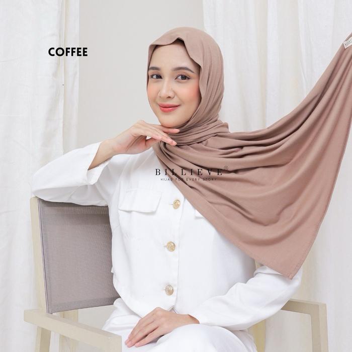 Gambar Pashmina Kaos Rayon Billieve Hijab Polos Muslim Kerudung - Coffee dari Billieve undefined Tokopedia