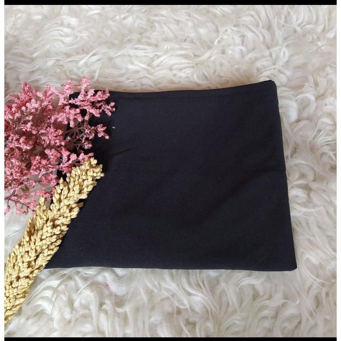 Gambar Jilbab Pashmina Instan Dubai Oval Pet Jersey Dewasa - Kerudung Wanita /- Kerudung Pasmina Jumbo Panjang Nyaman - kerudung langsung pakai model terbaru dewasa - hitam dari numhijab undefined Tokopedia