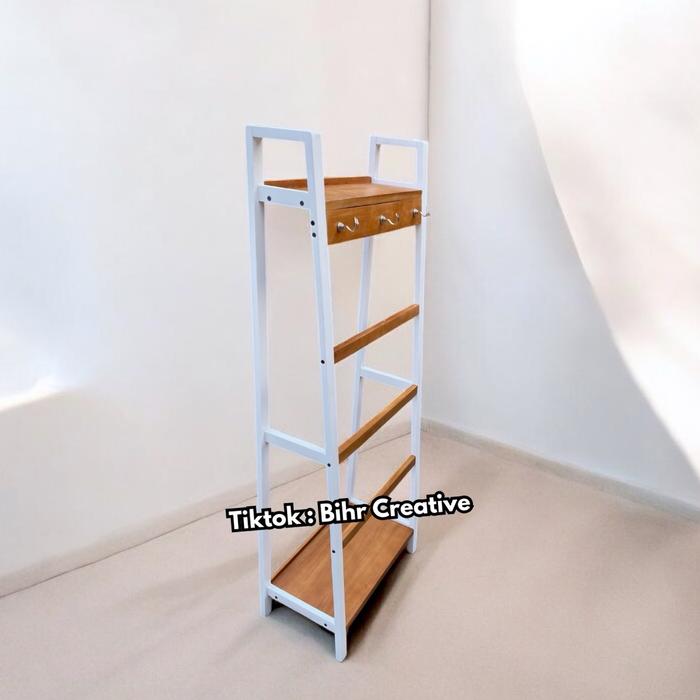 Gambar Rak Mukena Minimalis 2 Warna - Tempat Mukena dan Sajadah - Rak Peralatan Sholat - Putih Coklat dari bihr creative undefined Tokopedia