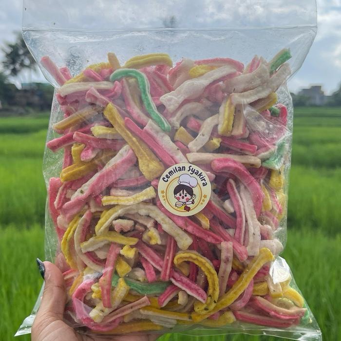 Gambar SEBLAK BETON daun jeruk 250gram CEMILAN SYAKIRA  Food  Snack Pedas Camilan Kerupuk Makanan Kering Goreng Makaroni daun jeruk jajanan kekinian mix Asin Renyah makaroni  syakira - Original dari Cemilan Syakira_NEW undefined Tokopedia