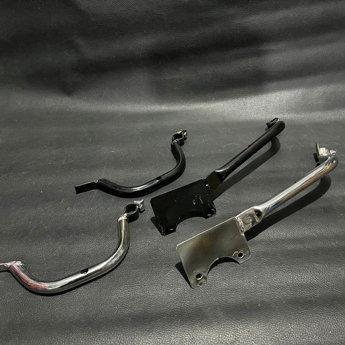 Gambar PREMIUM Bracket breket dudukan lampu depan vespa super sprint px excel dsb sayap foglamp bilet moods dsb bagus detail original hitam blackcoating & Chrome grosir eceran - Px hitam dari Bengkel Ramayana undefined Tokopedia