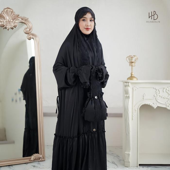 Gambar HIJABERLIN - Asma Prayer Dress Black - Mukena Terusan Haji Umroh Berlengan Premium & Exclusive, Mewah, Best Quality, Limited Edition - Allsize dari Hijaberlin undefined Tokopedia