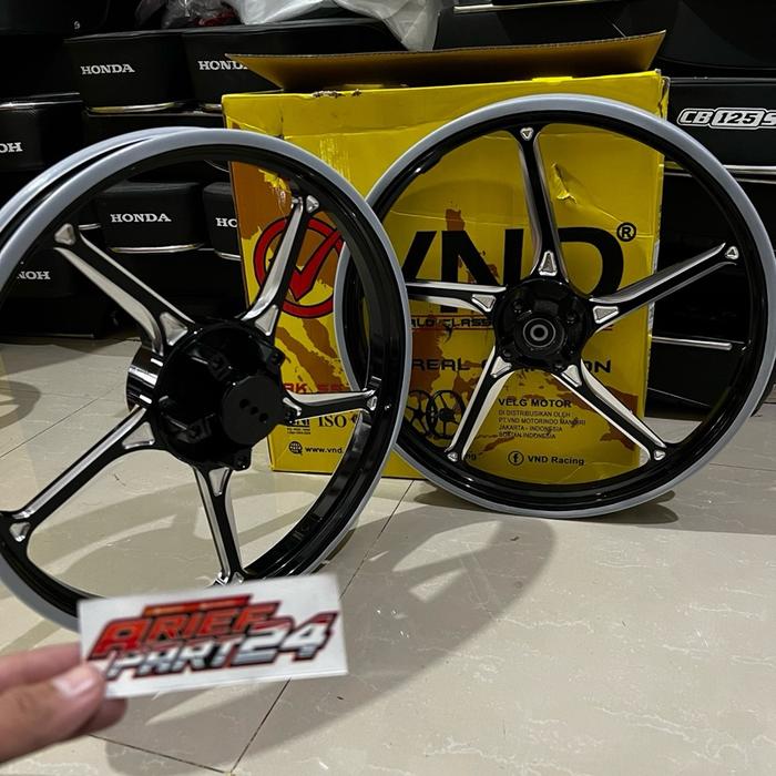 Gambar VELG VND AK55 140/160-17 VELG Ak55 JUPITER Z MX OLD F1ZR VELG AK 55  F1ZR VELG VND AK55 JUPITER VELG AK 55 F1ZR VND AK 55 VELG VELG AK55 MX KING VELG ENKEI MX KING OLD - Hitam, Mxking160/160-17 dari ariefpart24lamongan undefined Tokopedia